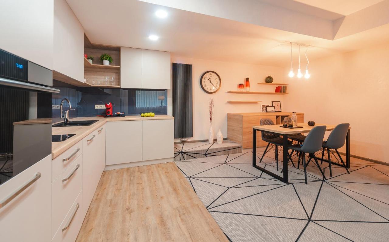 City Park Apart Hotel By Chm Kiev Eksteriør bilde